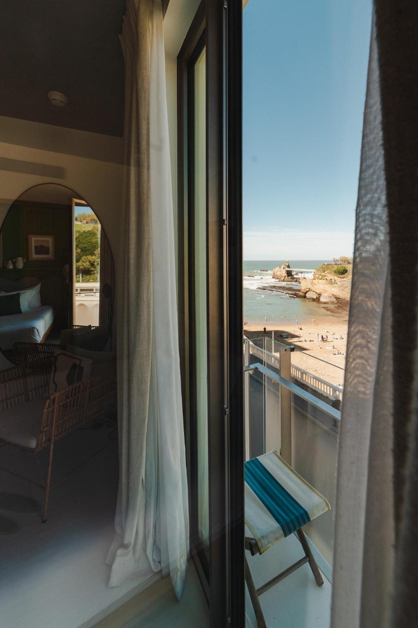 Hotel De La Plage Biarritz Bagian luar foto