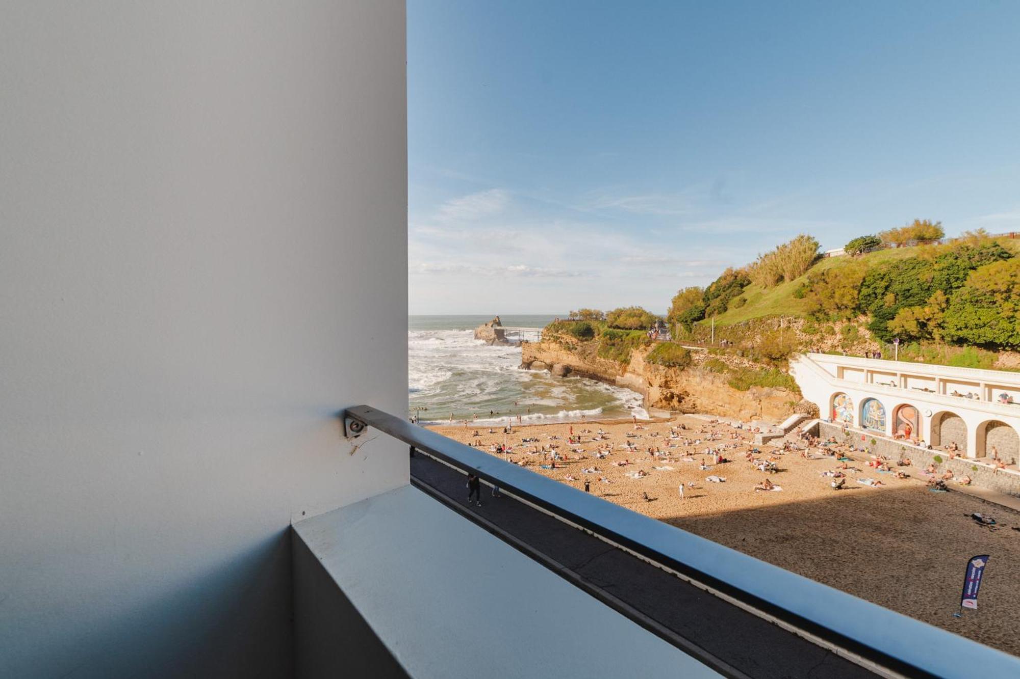 Hotel De La Plage Biarritz Bagian luar foto